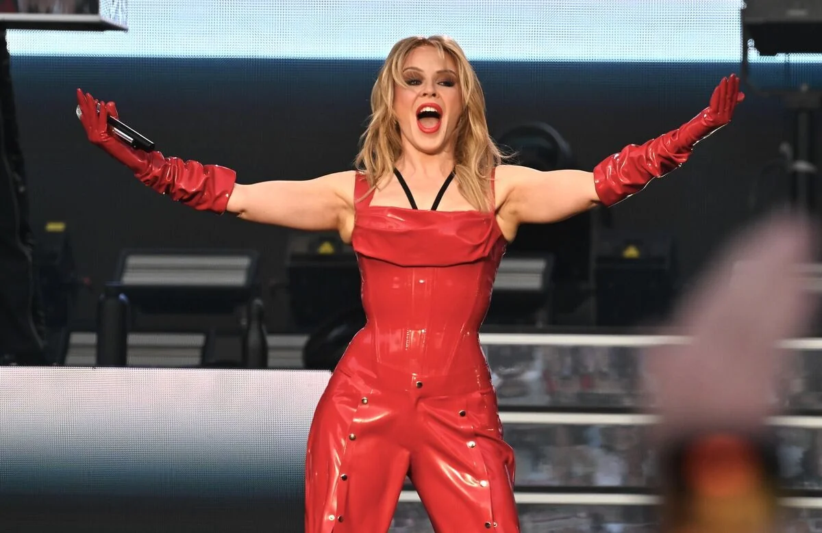 Kylie Minogue, 57 picture 4 of 5