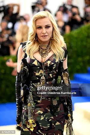 Madonna, 58'
