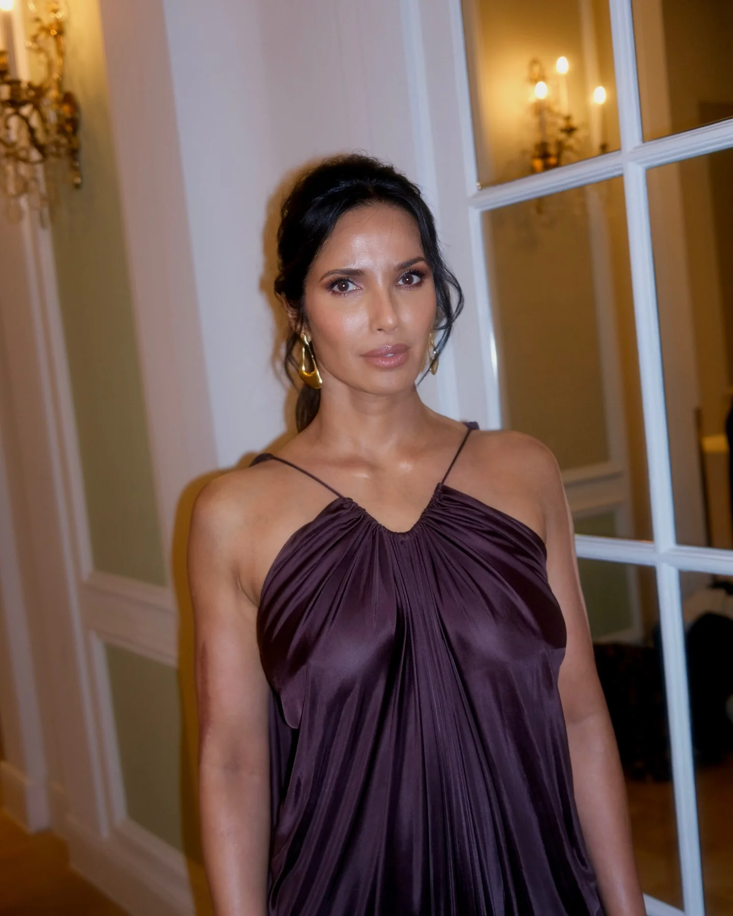 Padma Lakshmi, 54 picture 2 of 2