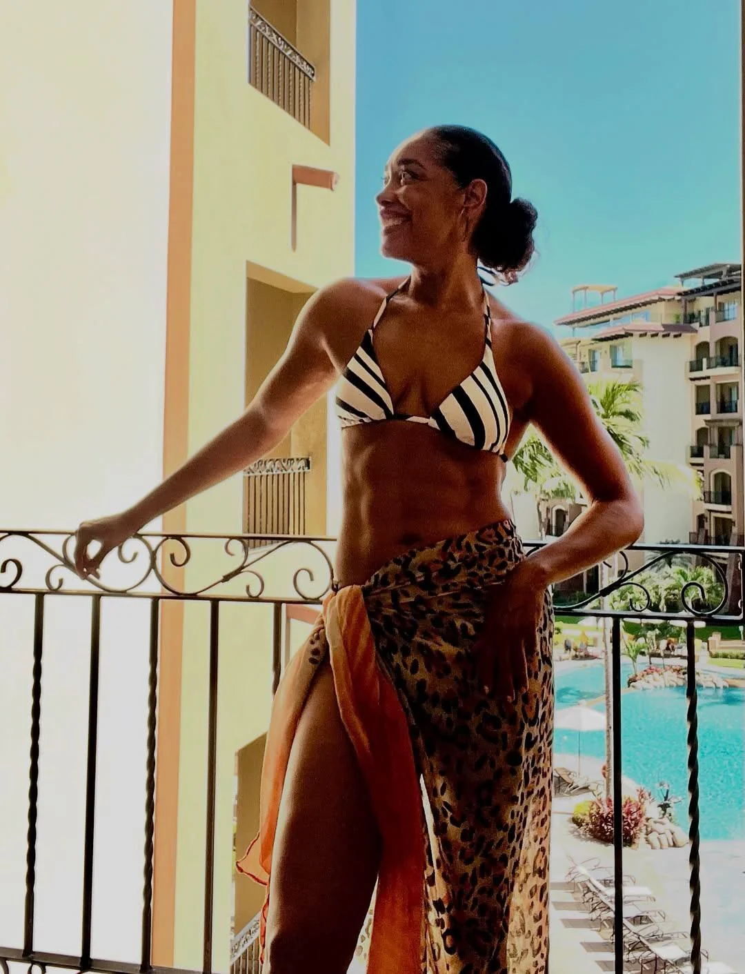 Gina Torres, 56 picture 2 of 2