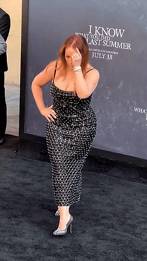 Jennifer Love Hewitt, 46'
