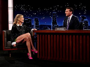 Julie Bowen, 55'