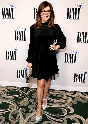 Lisa Loeb, 57'