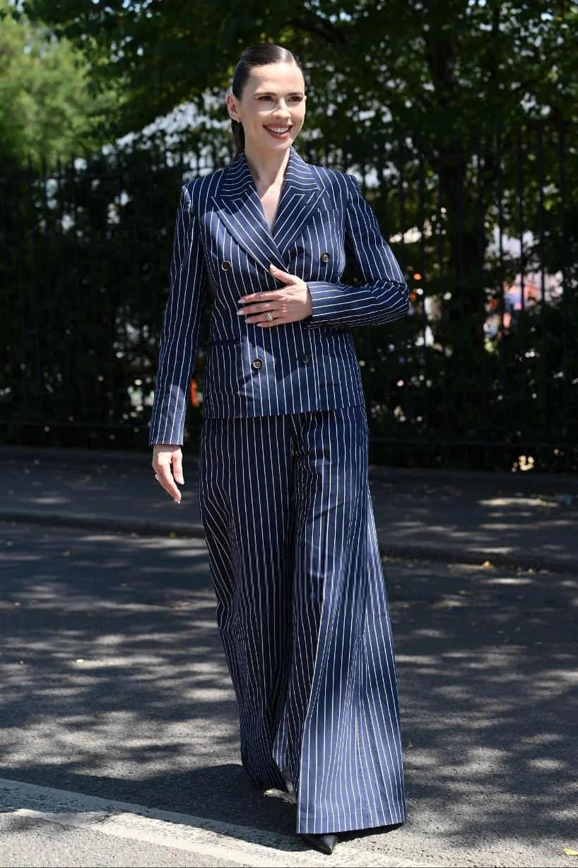 Hayley Atwell, 43 picture 16 of 20
