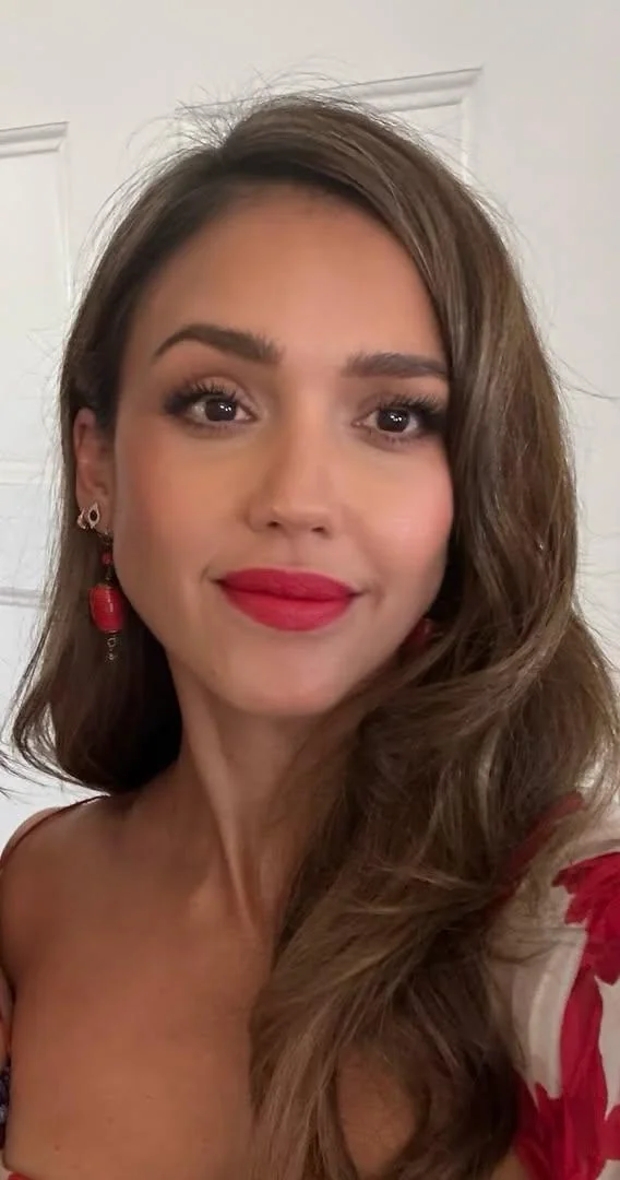 Jessica Alba, 44 picture 4 of 5
