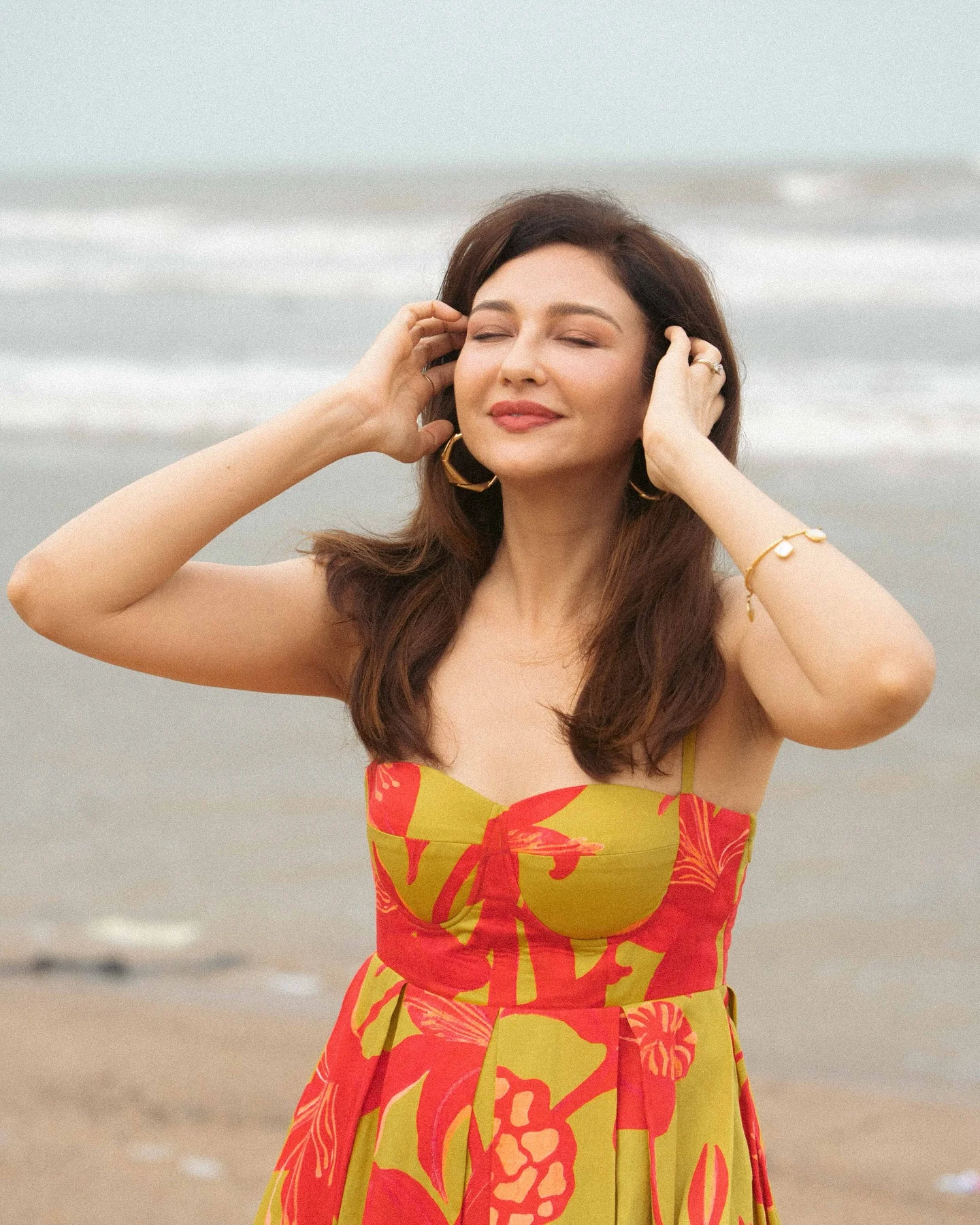 Saumya Tandon, 40 picture 1 of 8