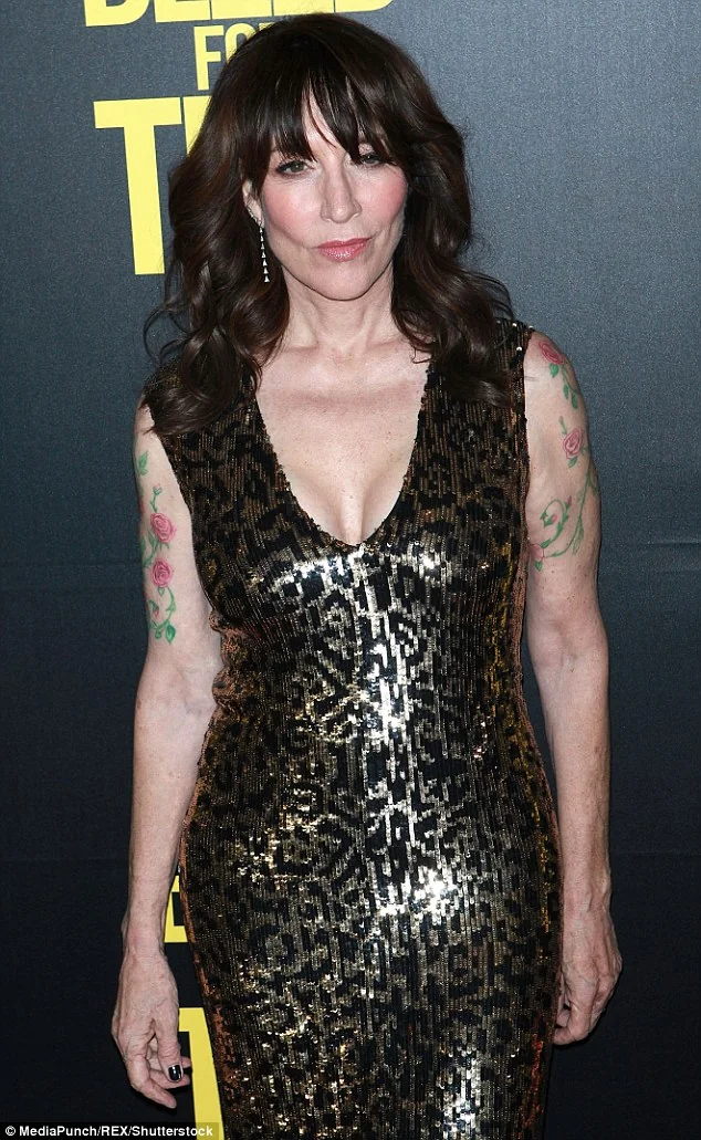 Katey Sagal, 62 picture 2 of 2