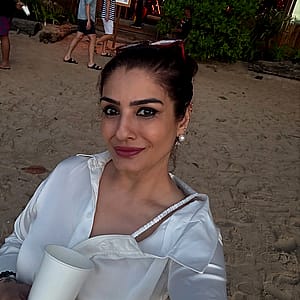 Raveena Tandon, 52'