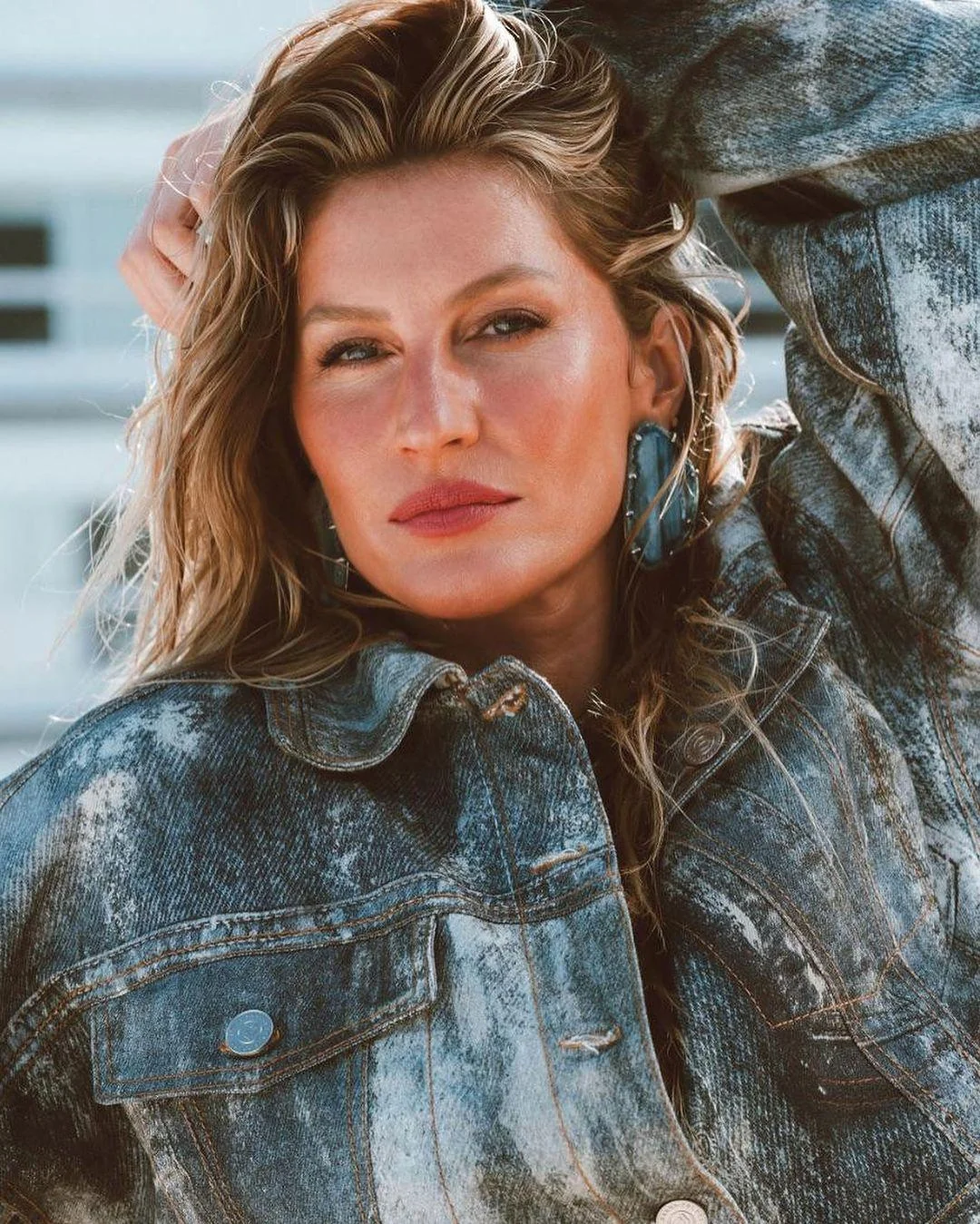 Gisele Bündchen, 44 picture 1 of 1