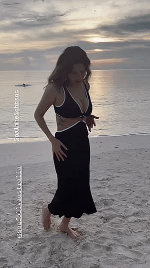 Lake Bell, 46'