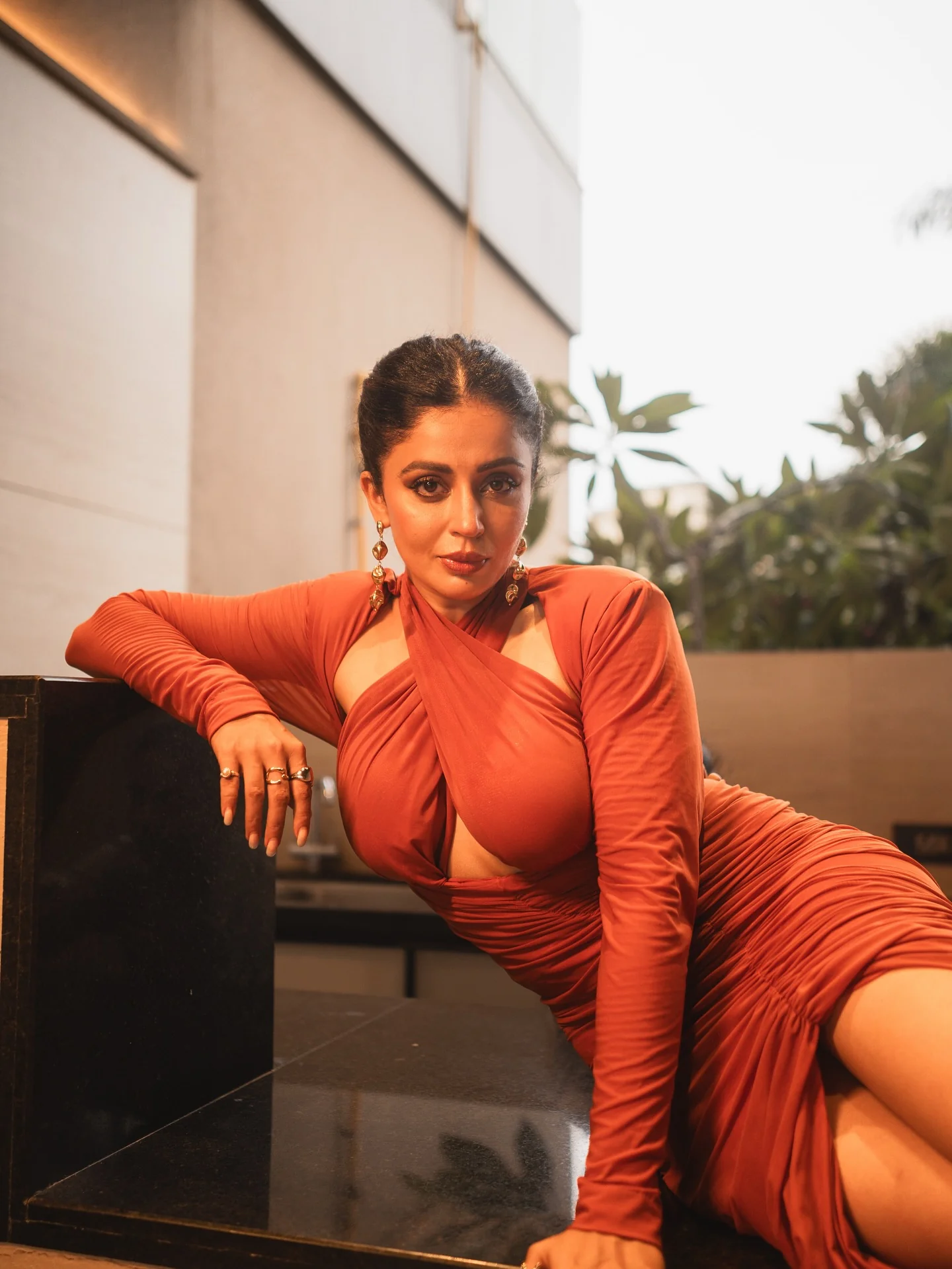 Neha Pendse, 40 picture 2 of 3