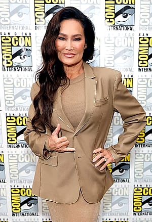 Tia Carrere, 58'