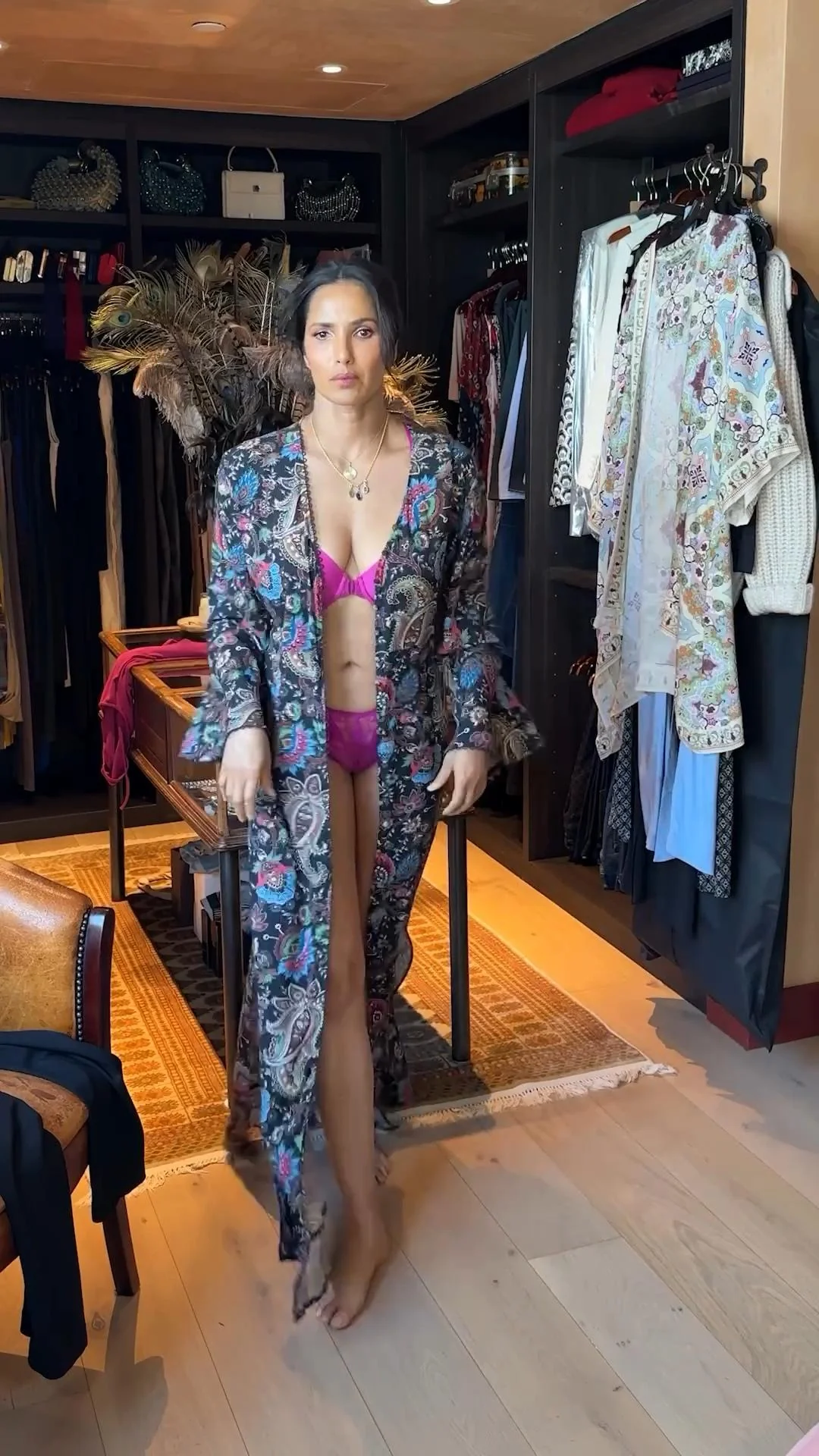 Padma Lakshmi, 52 picture 5 of 5