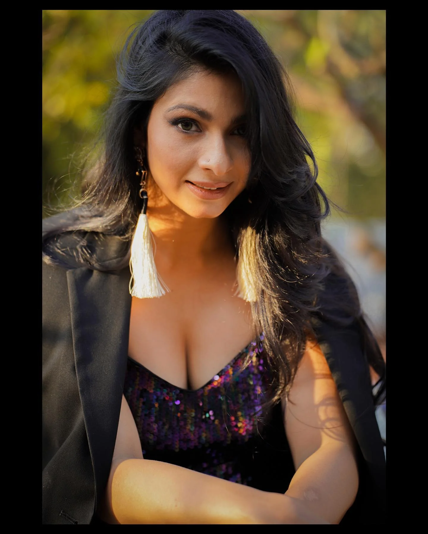 Tanisha Mukherji , 47 picture 1 of 2