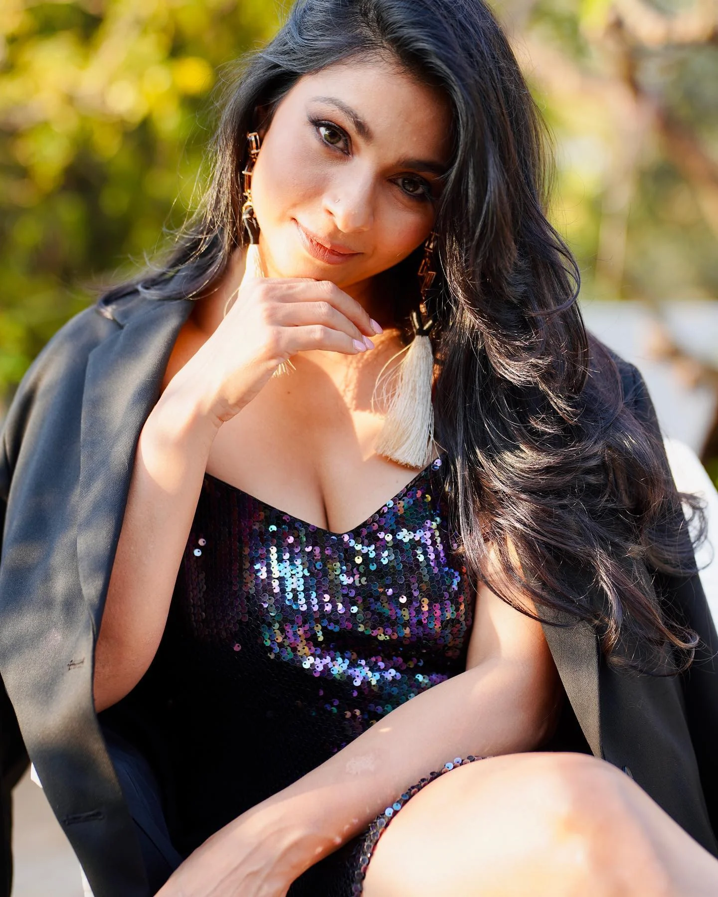 Tanisha Mukherji , 47 picture 2 of 2