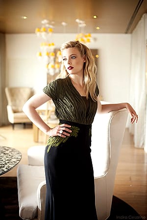 Gillian Jacobs, 42'