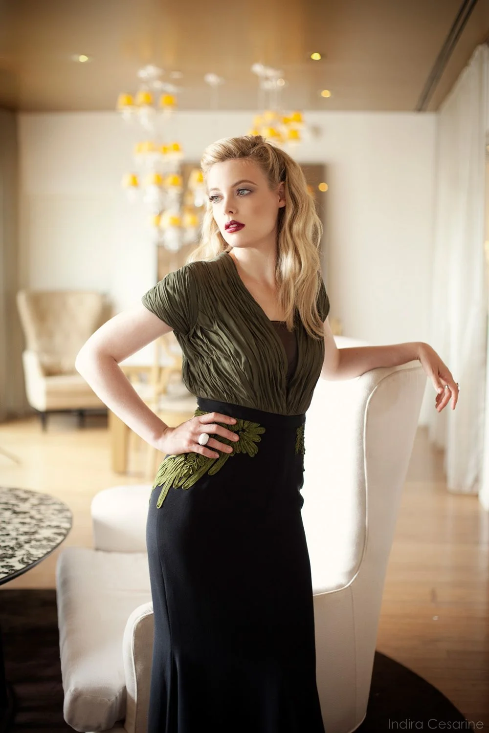 Gillian Jacobs, 42 picture 1 of 4