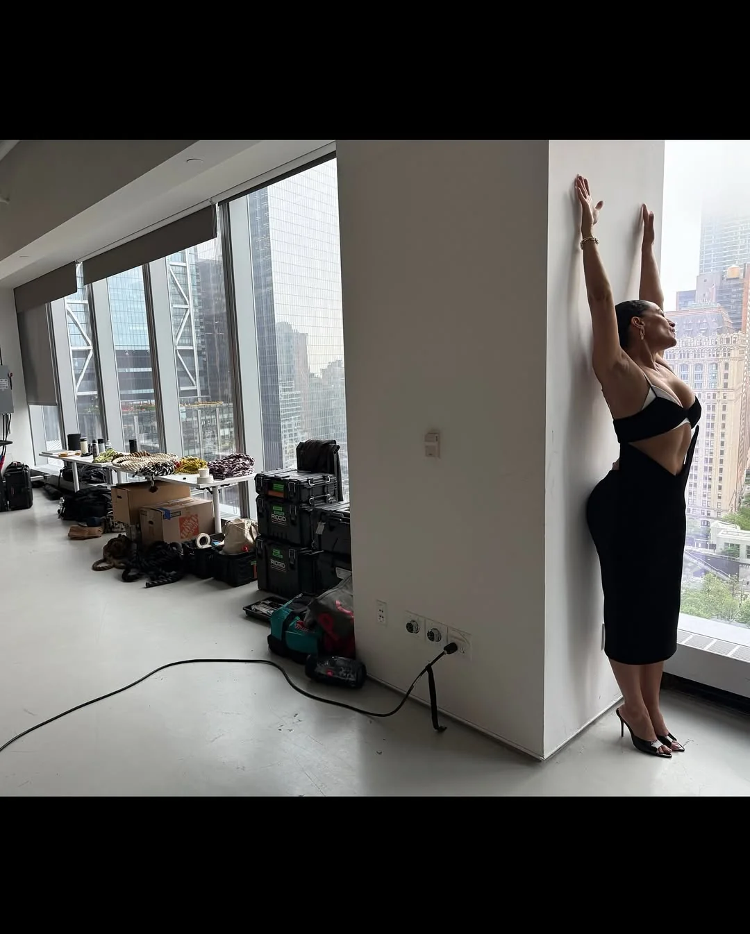 Tracee Ellis Ross, 52 picture 2 of 6