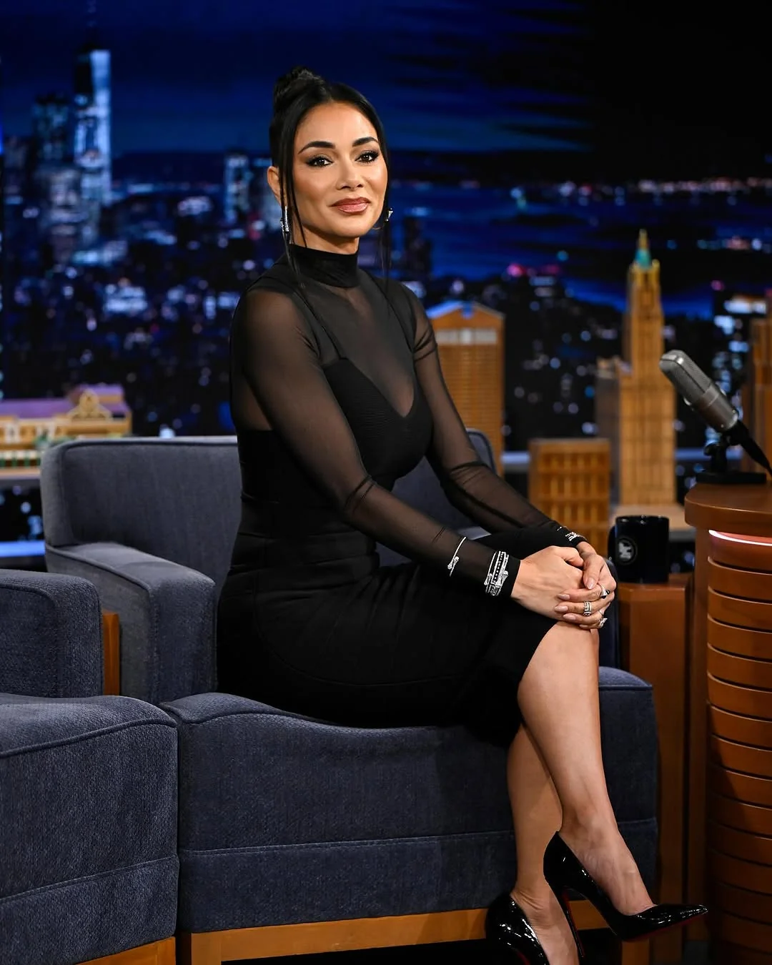 Nicole Scherzinger, 47 picture 2 of 5