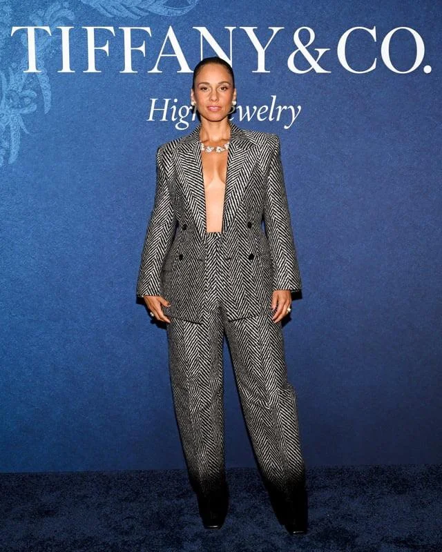 Alicia Keys, 44 picture 4 of 4