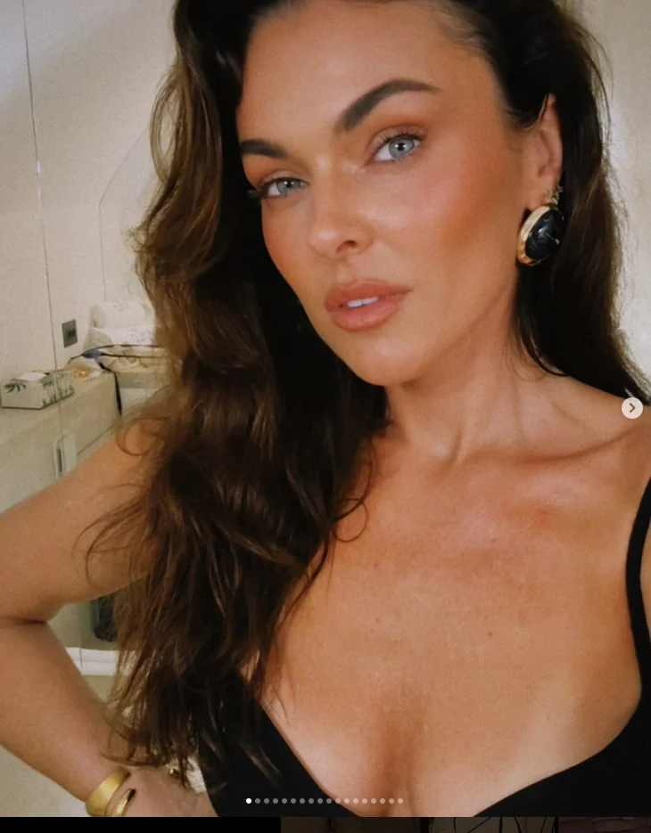 Serinda Swan, 41. picture 1 of 1