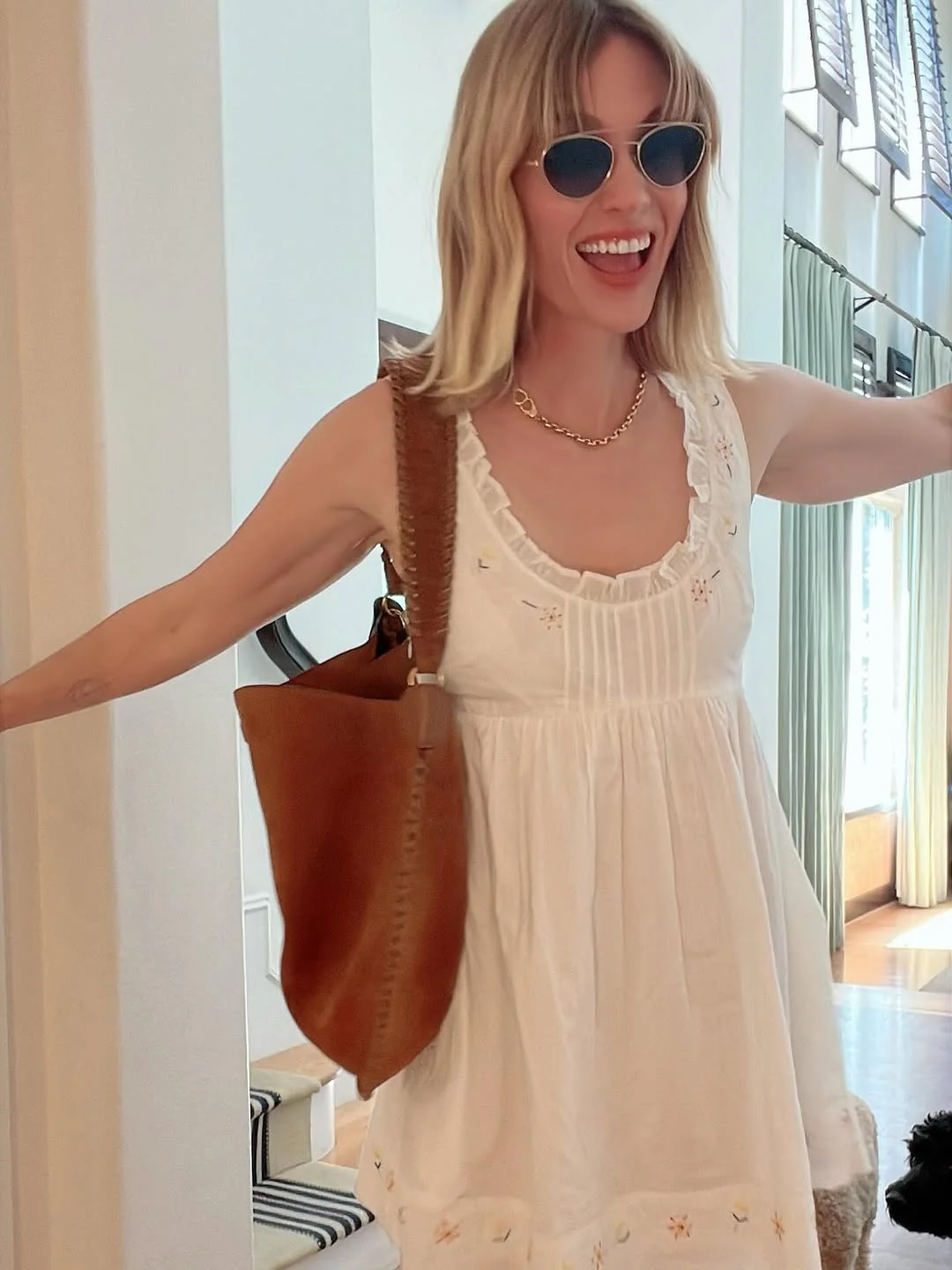 January Jones, 47 picture 1 of 3
