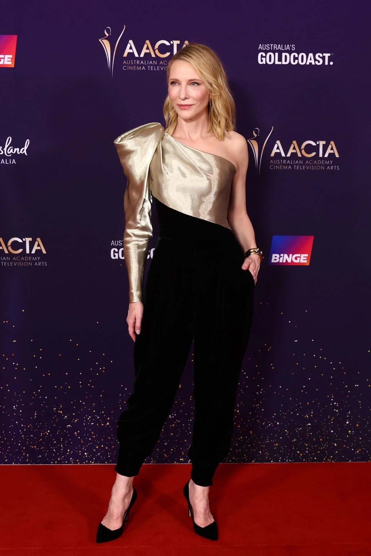 Cate Blanchett, 54 picture 1 of 1