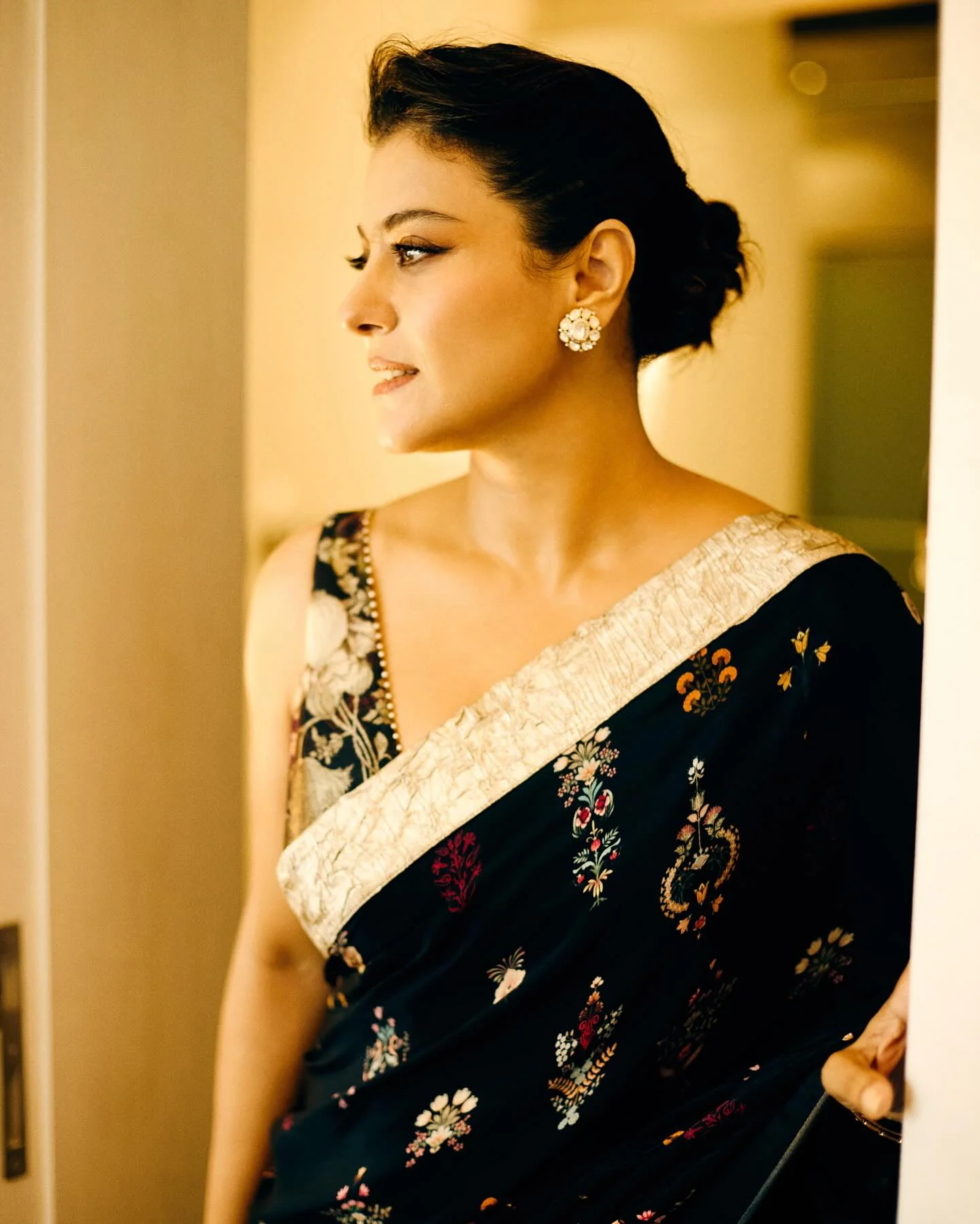 Kajol Devgan, 50 picture 3 of 4