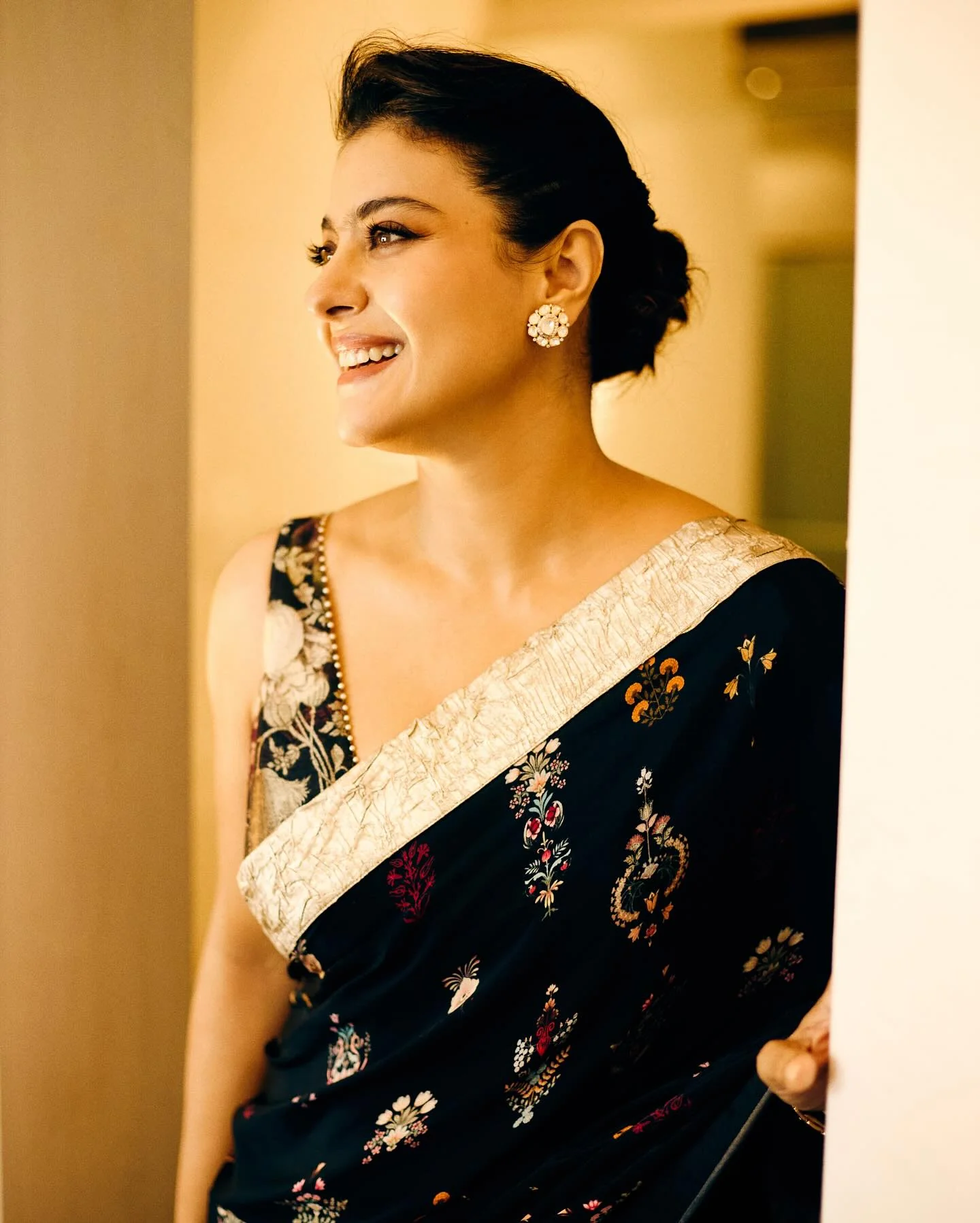 Kajol Devgan, 50 picture 4 of 4