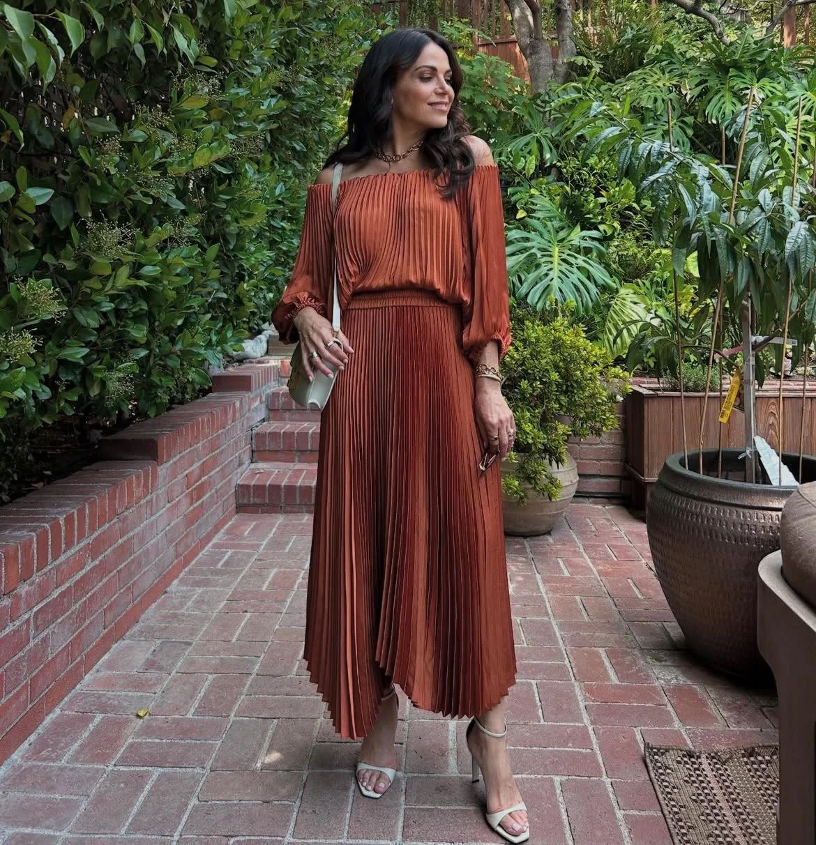 Lana Parrilla, 48 picture 2 of 2
