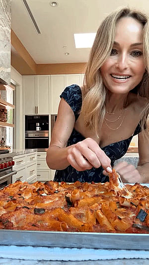 Giada De Laurentiis, 54'