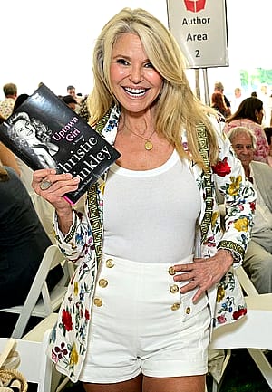 Christie Brinkley, 71'