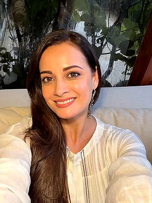 Dia Mirza, 43'