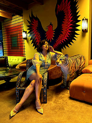 Jennifer Tilly, 66'