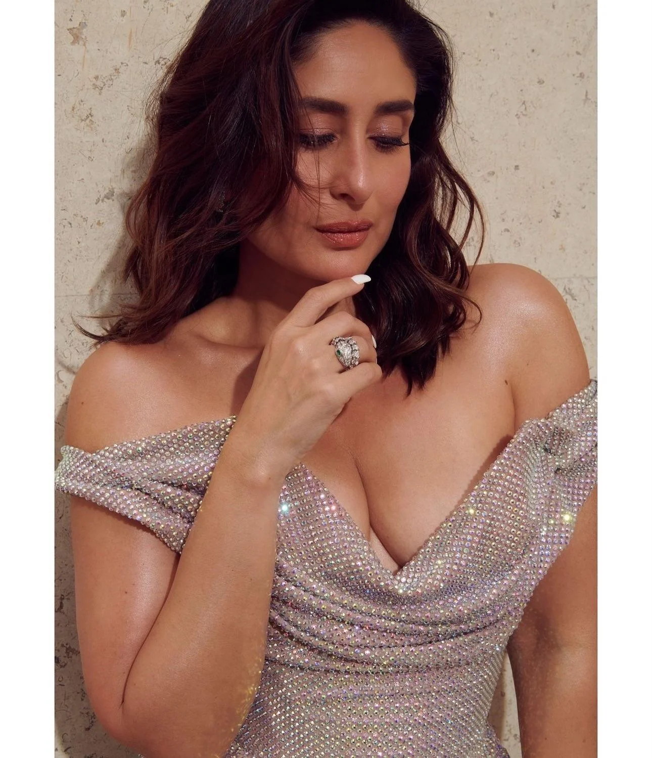 Kareena Kapoor, 44 picture 2 of 4