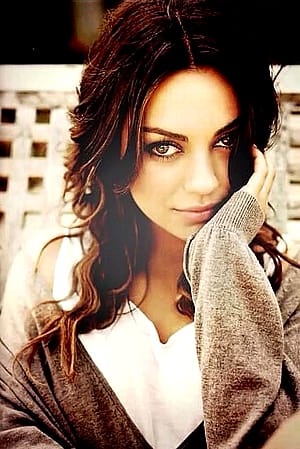 Mila Kunis, 42'