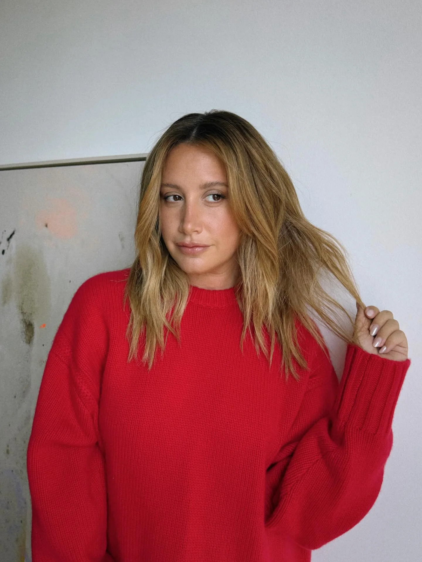 Ashley Tisdale, 40 picture 3 of 3