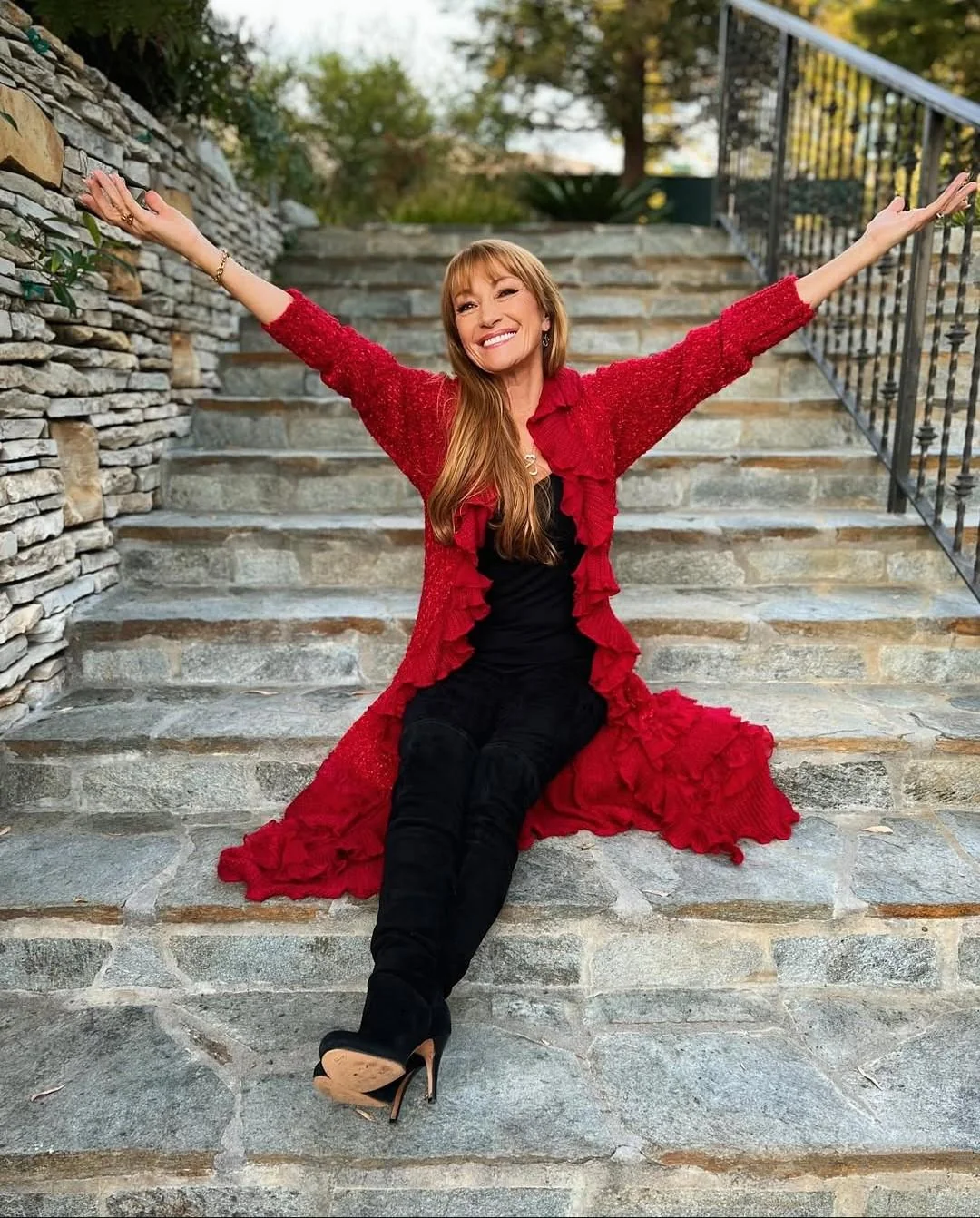 Jane Seymour, 74 picture 1 of 1