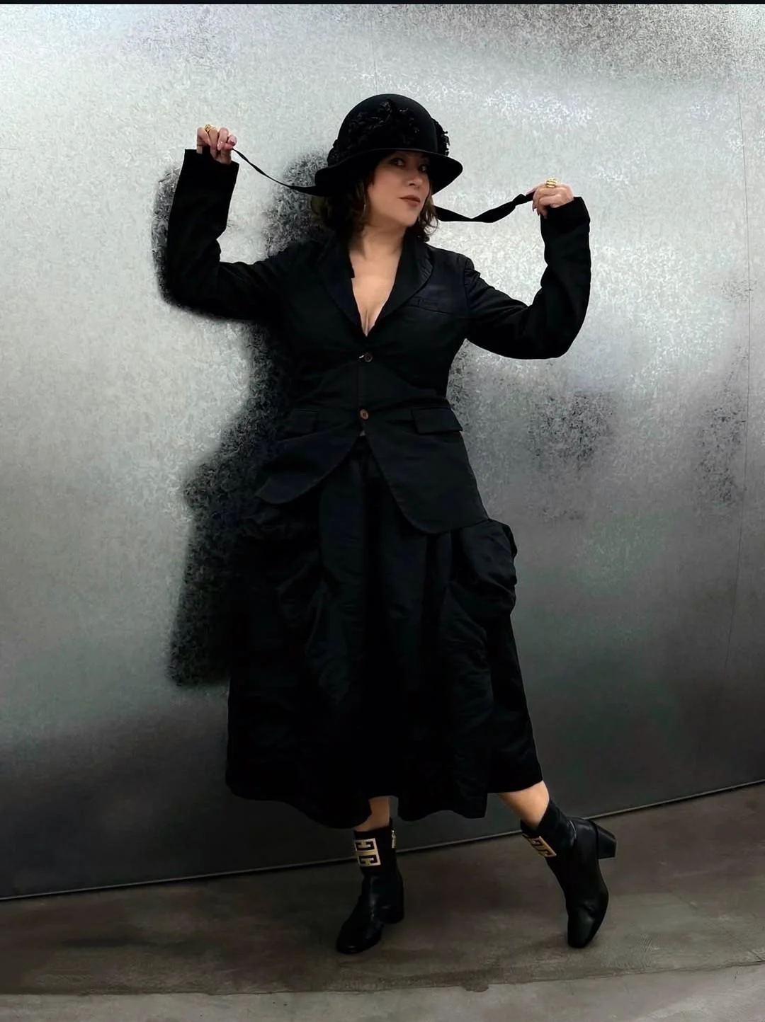 Jennifer Tilly, 66 picture 2 of 3