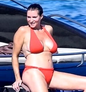 Stephanie McMahon, 48'