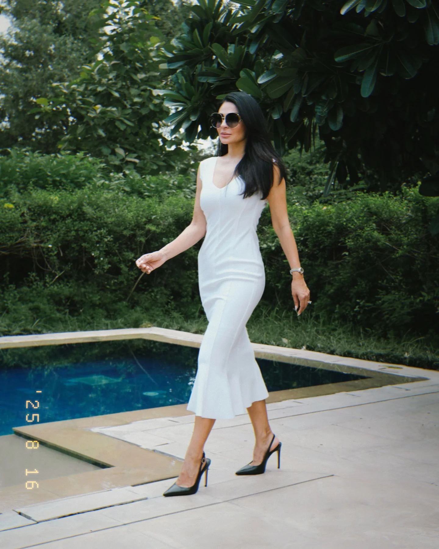 Neeru Bajwa, 44 picture 1 of 4