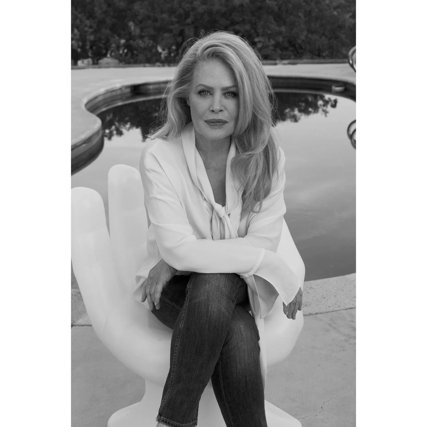 Beverly D'Angelo, 71 picture 1 of 1