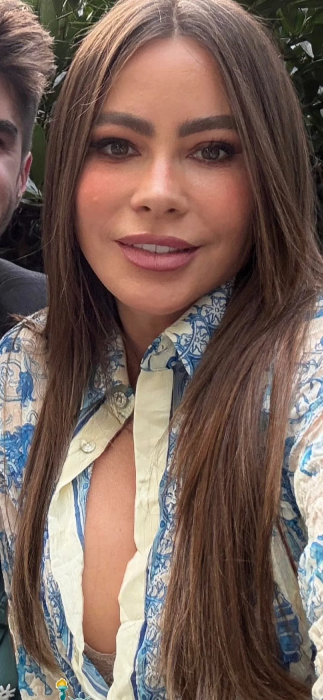 Sofía Vergara, 53 picture 1 of 2