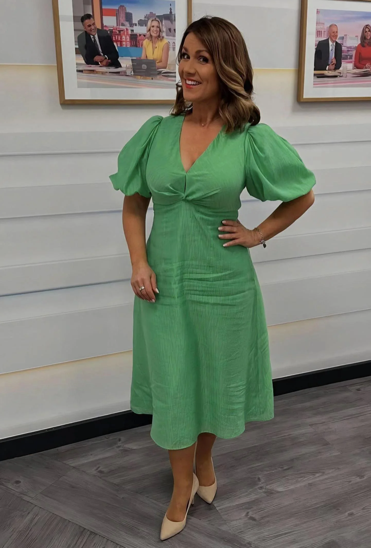 Susanna Reid, 54 picture 1 of 3