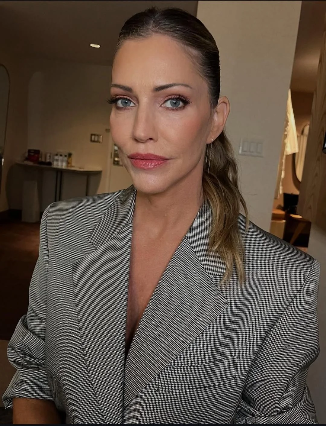 Tricia Helfer, 51 picture 2 of 2