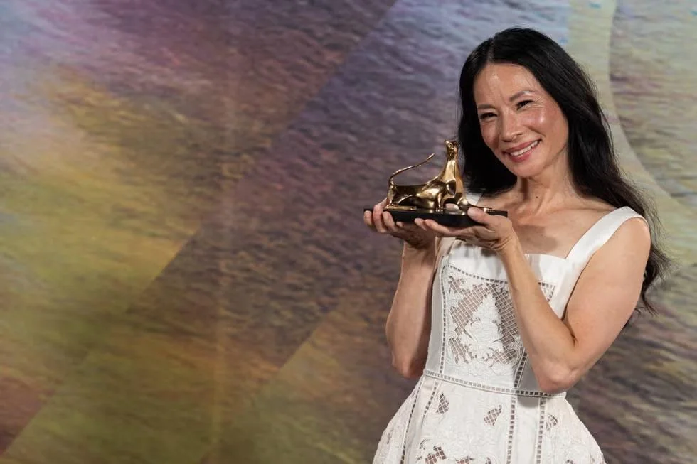 Lucy Liu, 56 picture 4 of 4