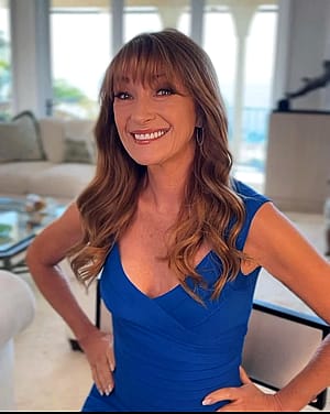 Jane Seymour, 74'