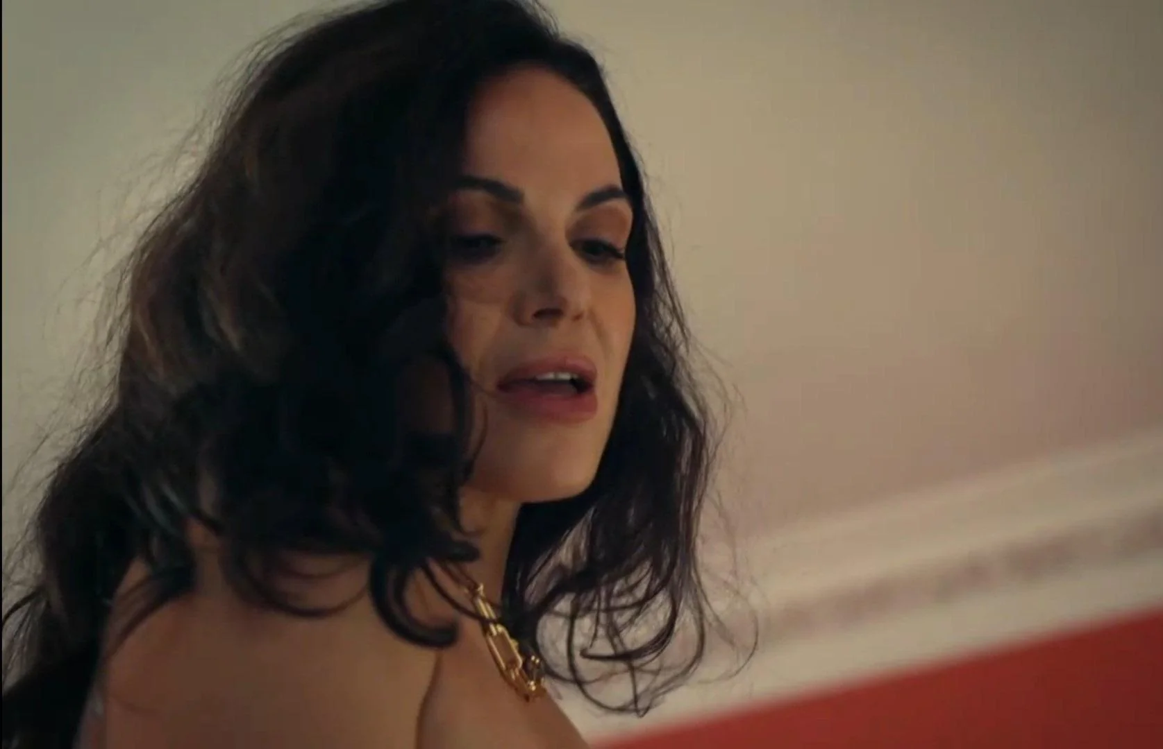 Lana Parrilla, 48 picture 2 of 4