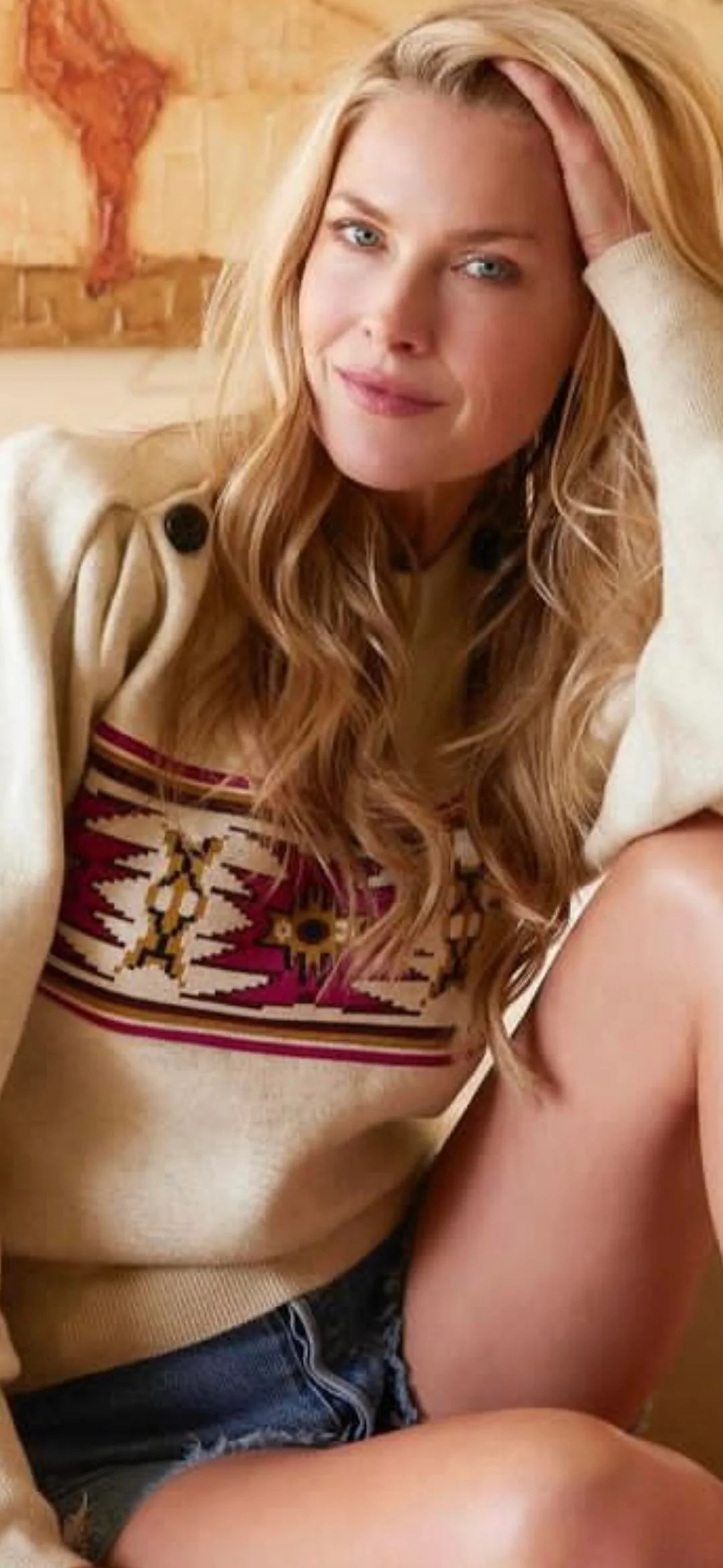 Ali Larter, 48 picture 2 of 2