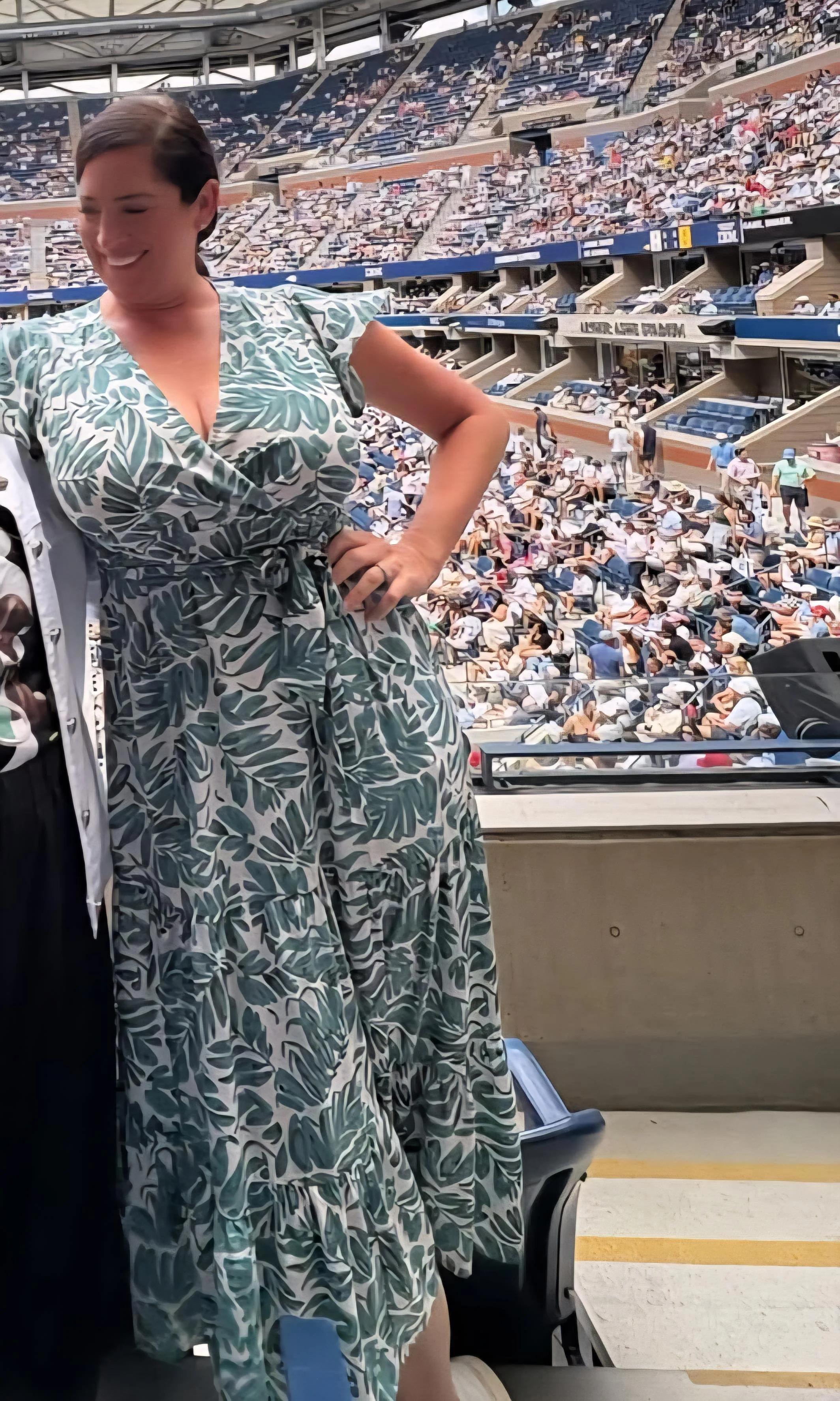 Sarah Spain, 45 picture 3 of 3